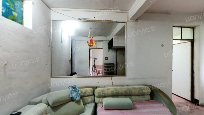 棉纺家属院二手房实景图