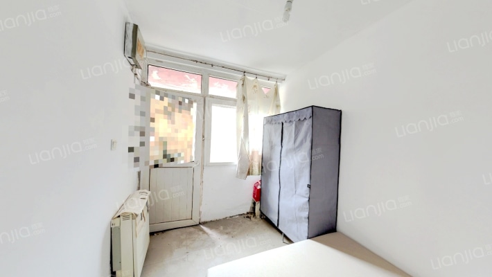 佟麟阁路二手房实景图