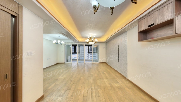 鸿海万科天空之城北区二手房实景图