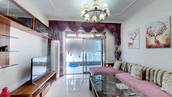 捷达名轩二手房实景图