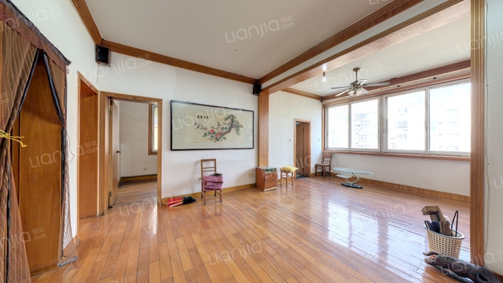 省建设银行宿舍二手房实景图