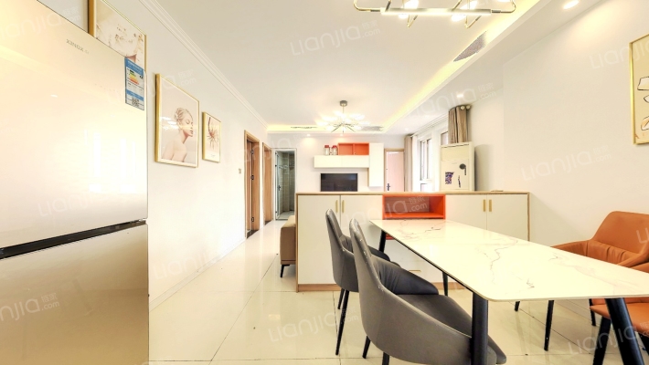 爱德华庭一期二手房实景图