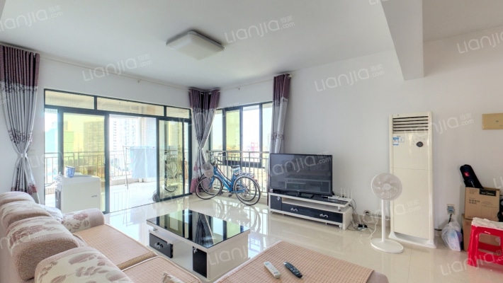 蓝色经典二手房实景图