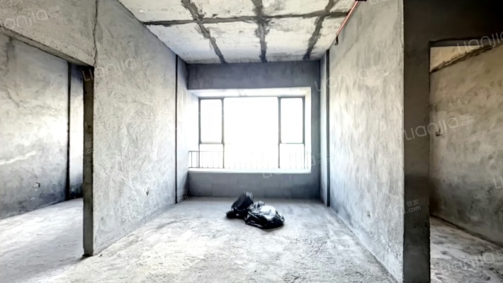 惹巴拉公寓二手房实景图