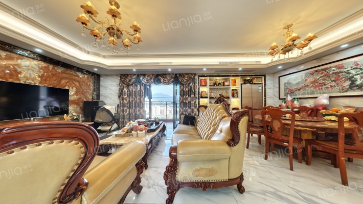 大族河山二手房实景图