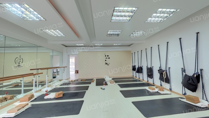 商会大厦黄金楼二手房实景图