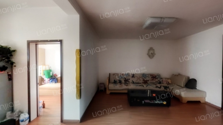 宣钢怡卿小区二手房实景图