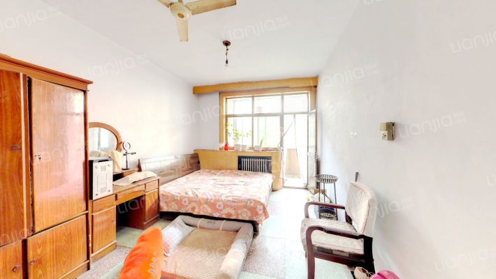 石油厂家属楼二手房实景图