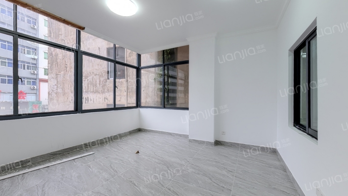 高登大厦二手房实景图