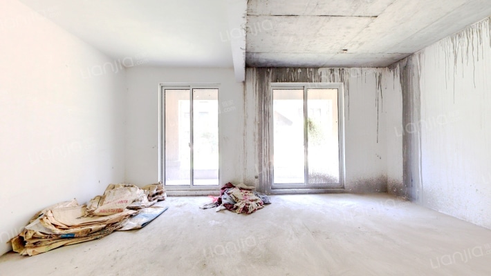 新珑湾二手房实景图