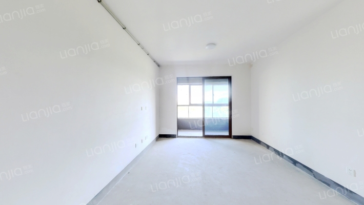 卓越玲珑湾二期二手房实景图