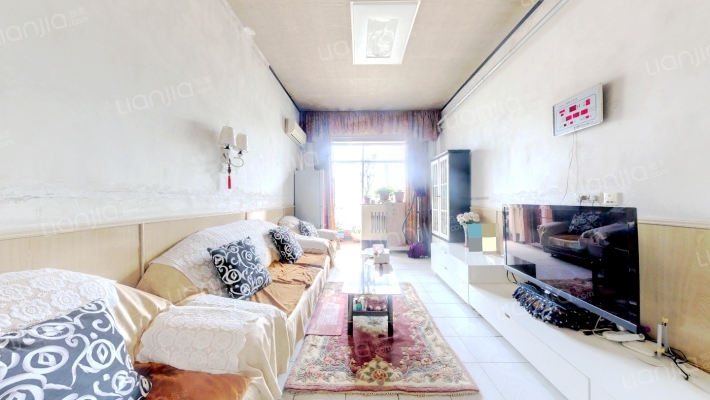 第八人民医院宿舍二手房实景图