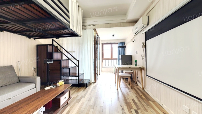 感恩时代广场二手房实景图