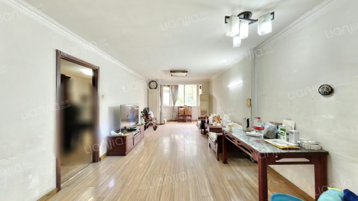 翠成馨园C区二手房实景图