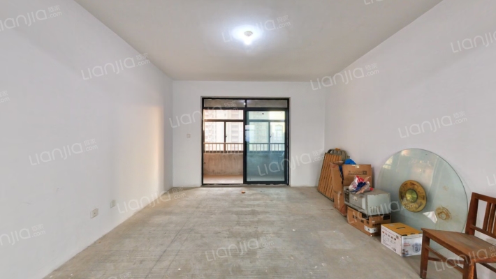 新站翡翠苑二手房实景图