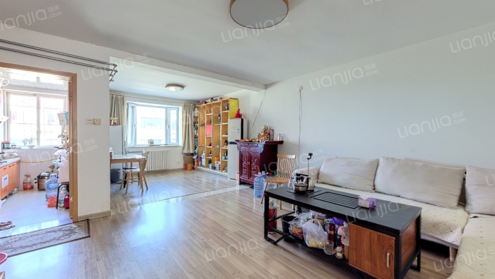 前海花园二手房实景图