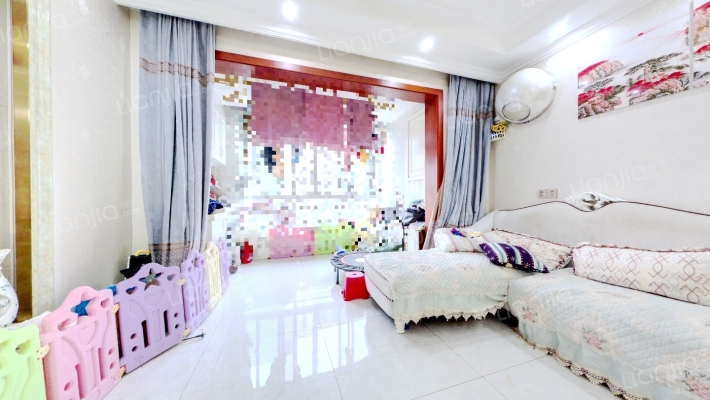 联峰雅园二手房实景图