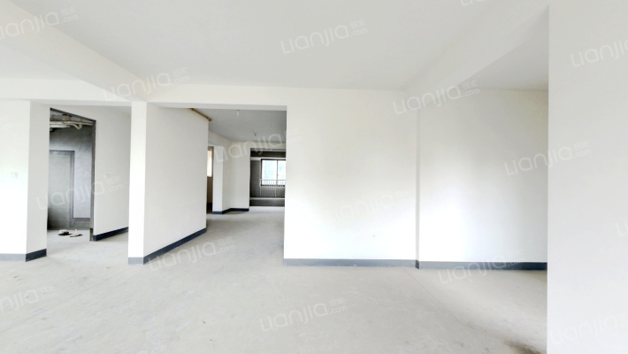 德信大江源著二手房实景图