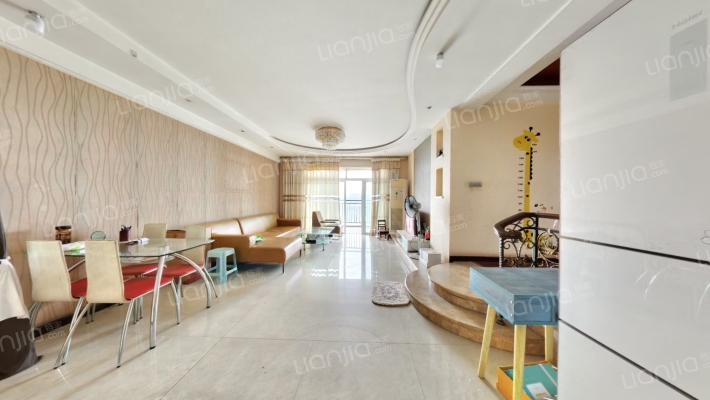 东方雅园二手房实景图