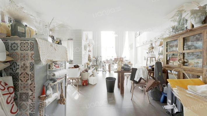 名流公馆二手房实景图