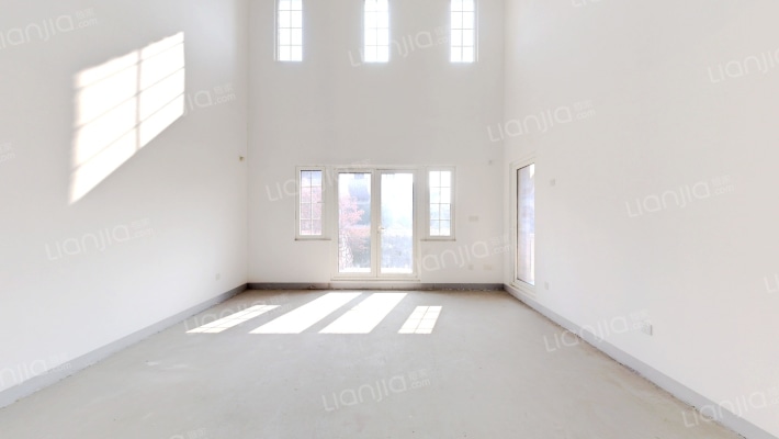 上实滨湖和墅二手房实景图