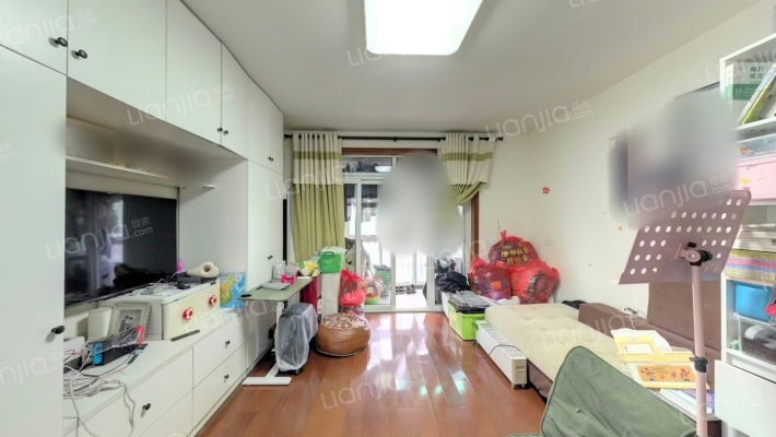 都市水乡水映苑二手房实景图