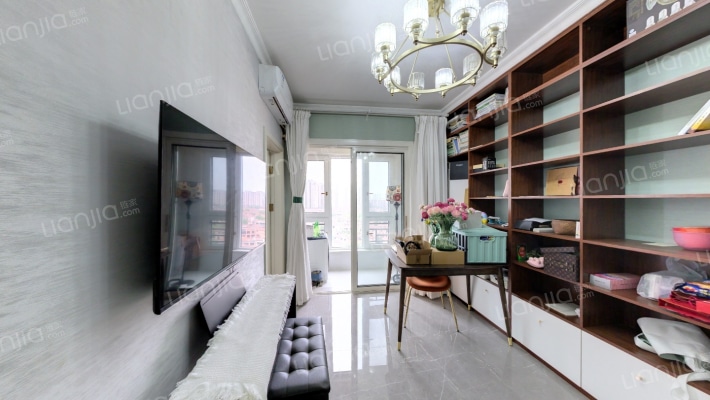 中铁水映加州公寓二手房实景图