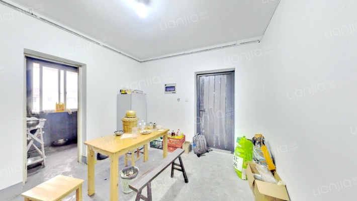 天明花苑A区二手房实景图