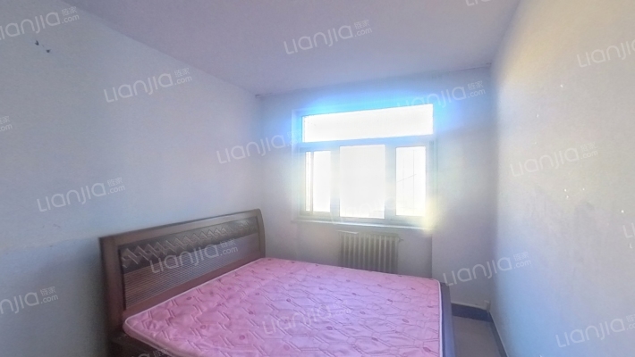 东市场小区二手房实景图