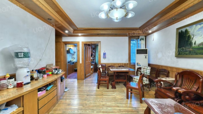 中特锦苑二手房实景图