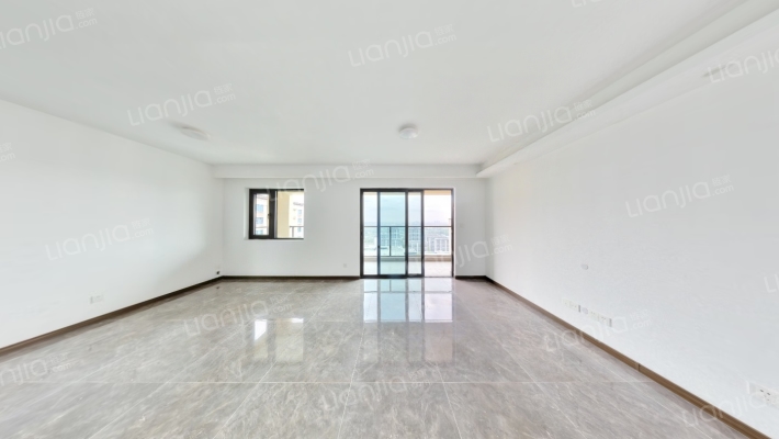 西宸春天二手房实景图