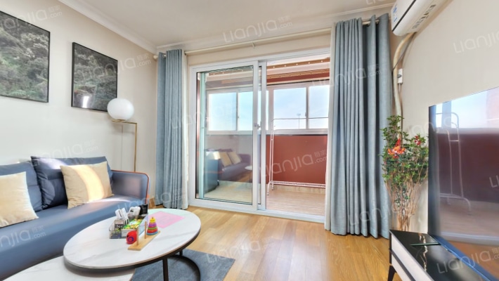 万科璞悦山二手房实景图