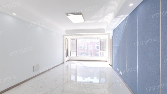 亿博隆河谷柒馆二手房实景图