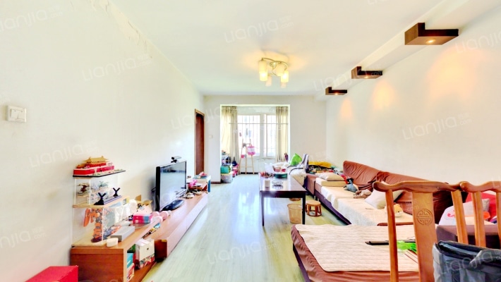 白龙小区二手房实景图