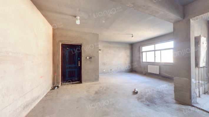 企业家苑二手房实景图