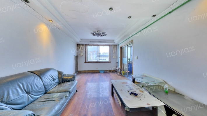 新成十坊二手房实景图