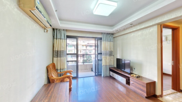 万科金域华庭三期二手房实景图