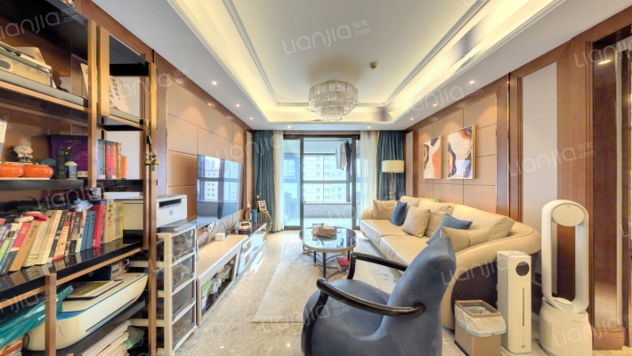 恒大翡翠华庭B区二手房实景图