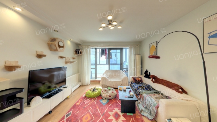 静安凤凰苑二手房实景图