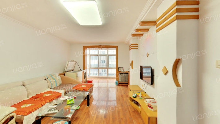 新航社区二手房实景图