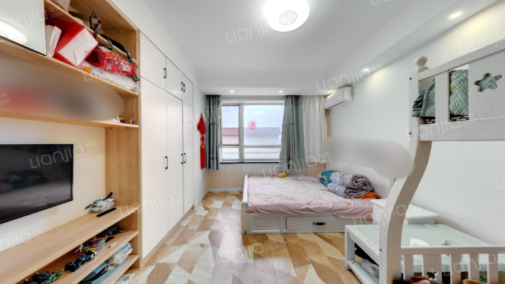 自由港二手房实景图