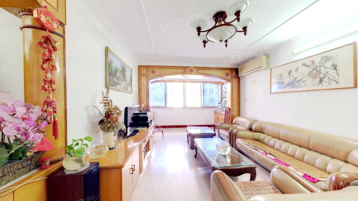 盈翠里8号二手房实景图