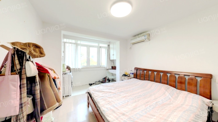 机场新村(龙华)二手房实景图