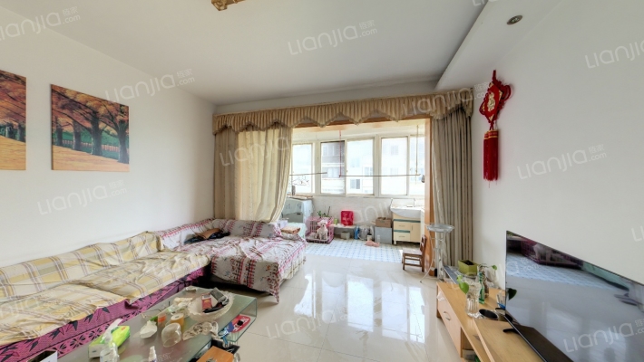 美罗江畔二手房实景图