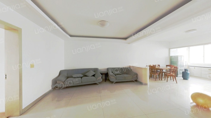 新华小区二手房实景图