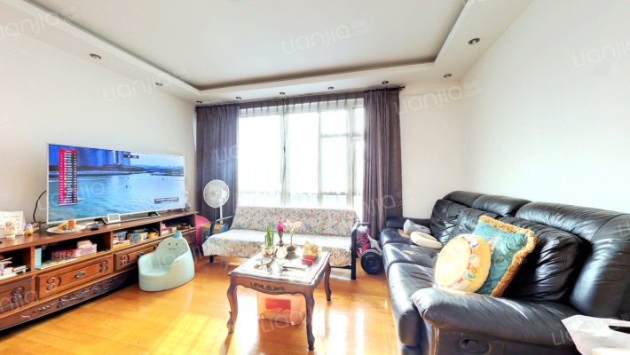 虹桥中山广场二手房实景图