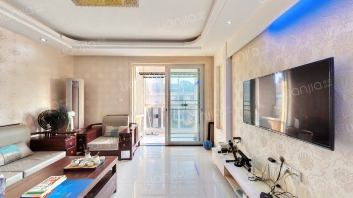 荷兰小镇东区二手房实景图