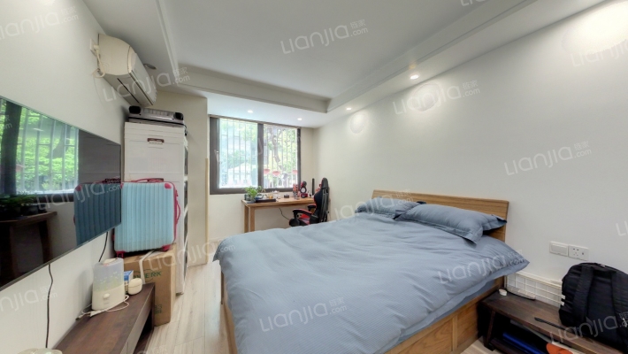 上中路100弄二手房实景图