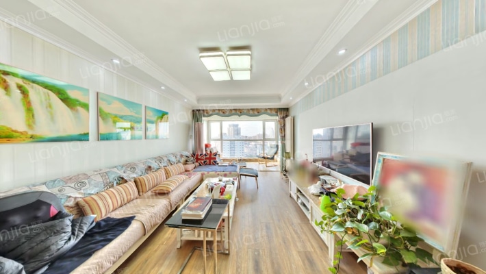 都市华庭二手房实景图