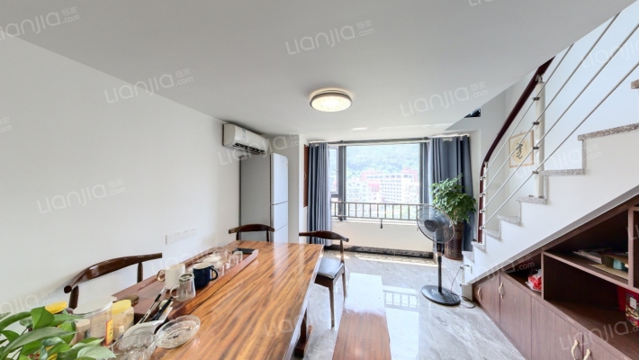 正荣财富中心二手房实景图